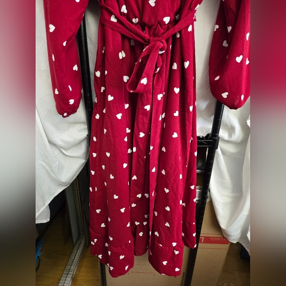 Bloomchic midi red dress with white hearts Size 18-20 NWT - Picture 3 of 5